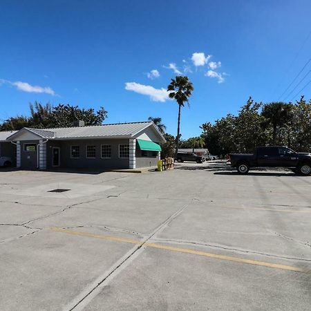 אנגלווד Grove City Motel מראה חיצוני תמונה