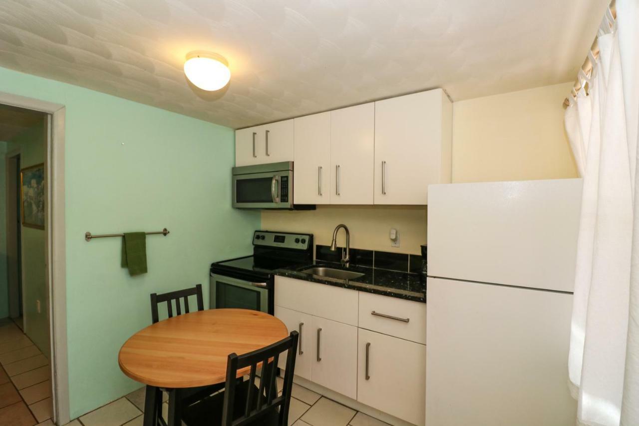 אנגלווד Grove City Motel מראה חיצוני תמונה