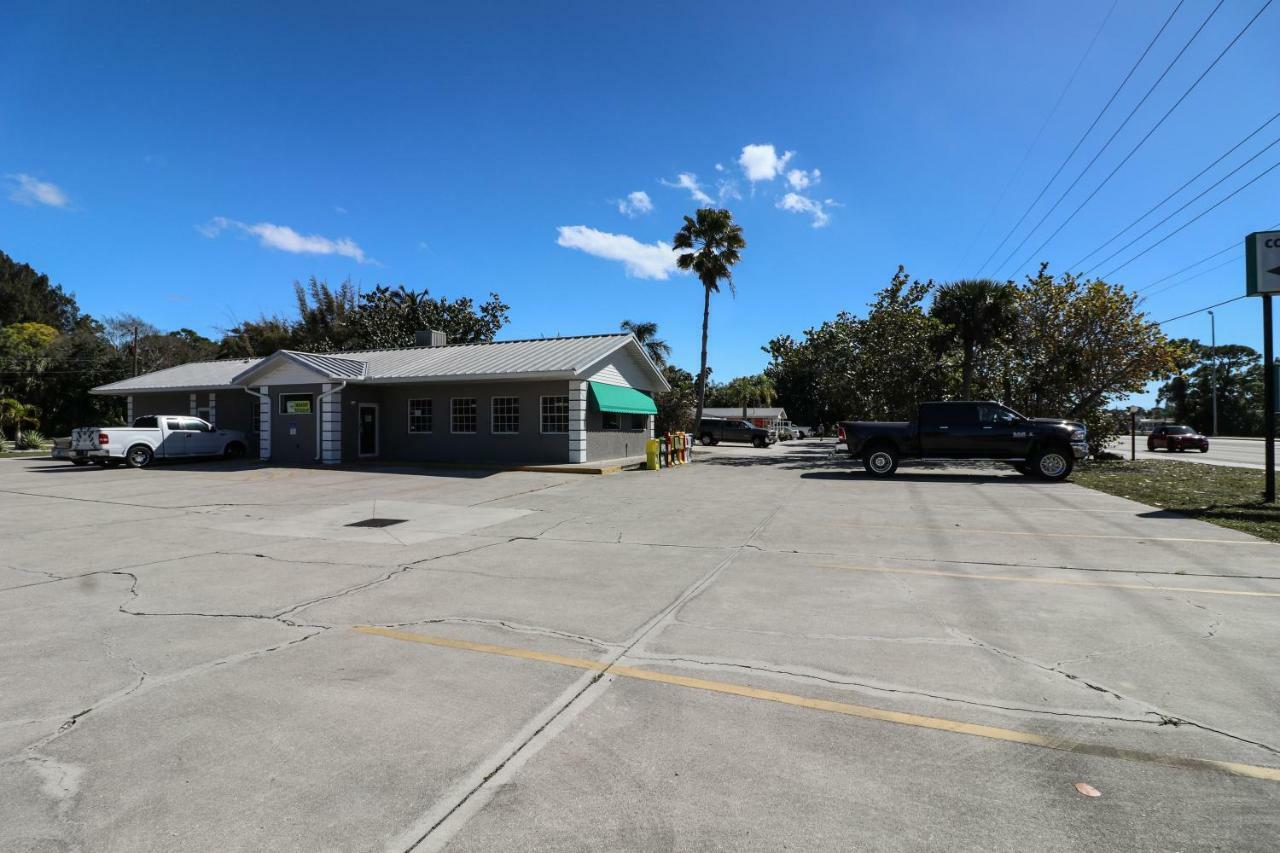 אנגלווד Grove City Motel מראה חיצוני תמונה