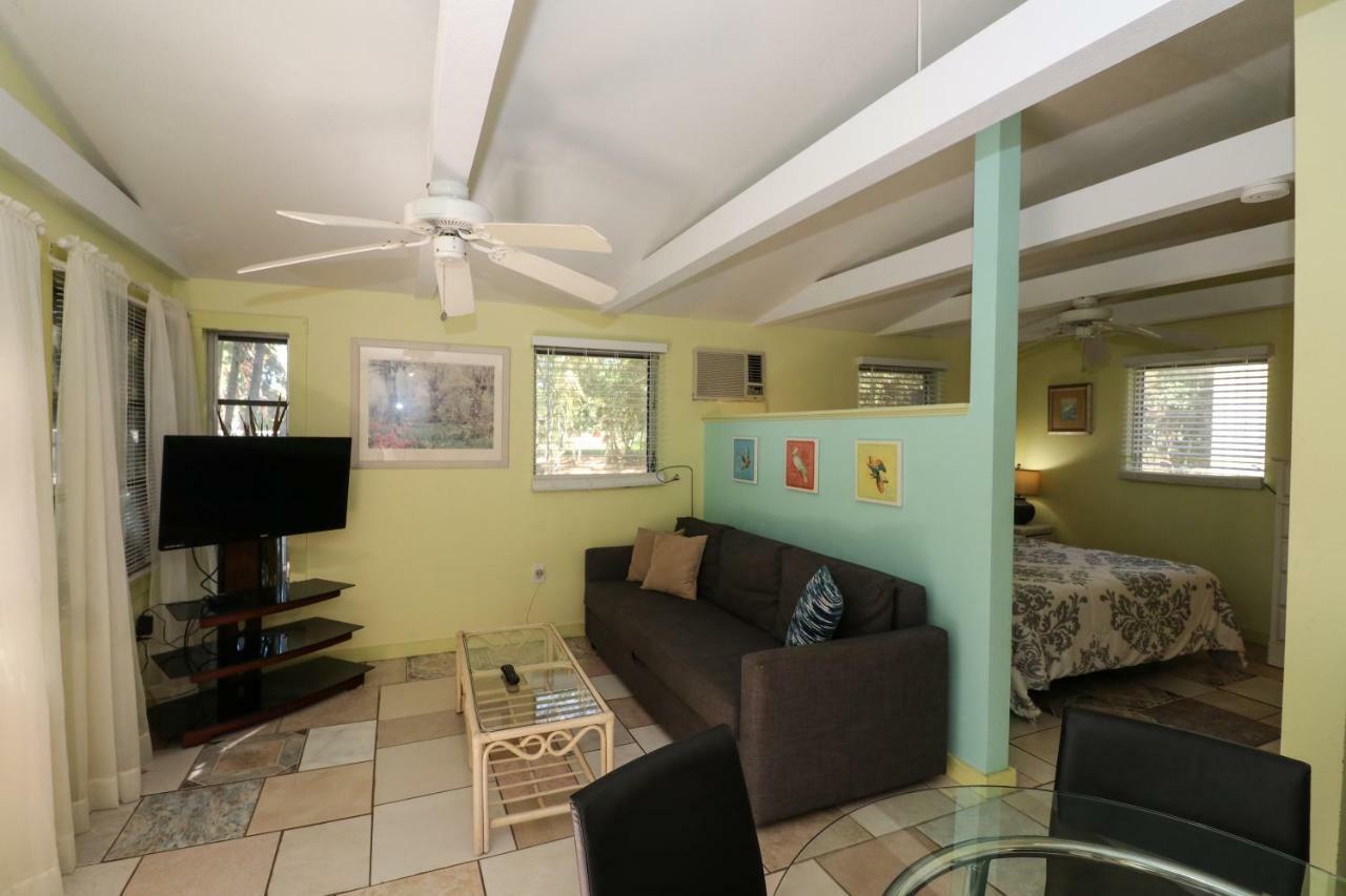 אנגלווד Grove City Motel מראה חיצוני תמונה