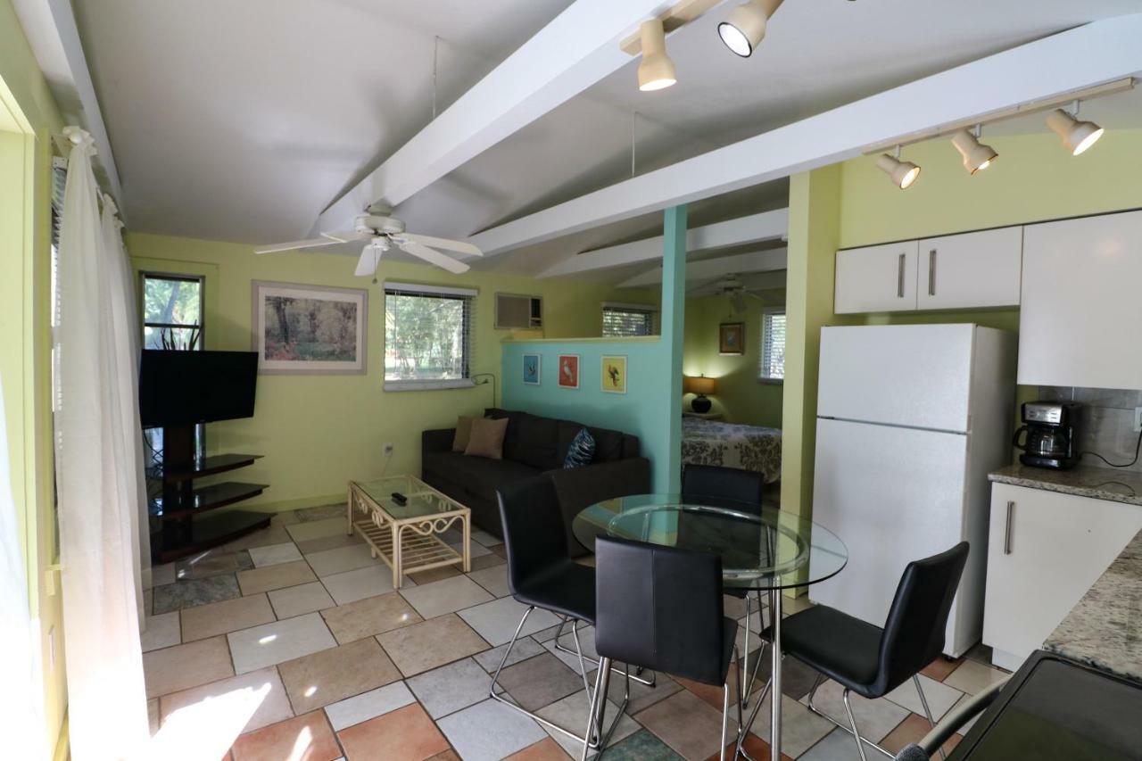 אנגלווד Grove City Motel מראה חיצוני תמונה